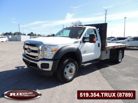 2013 Ford F550 Reguler Cab XLT Flatbed Dually