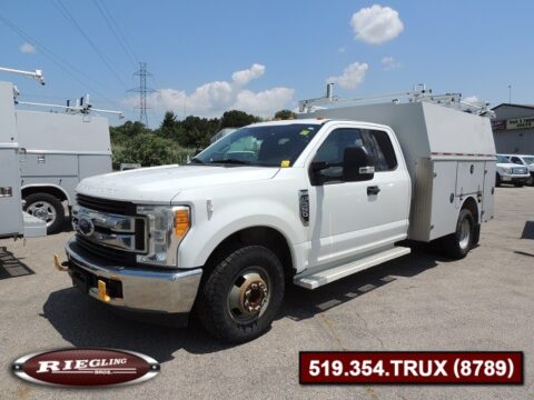 2017 Ford F350 Utility XLT Ext Cab SD High Body